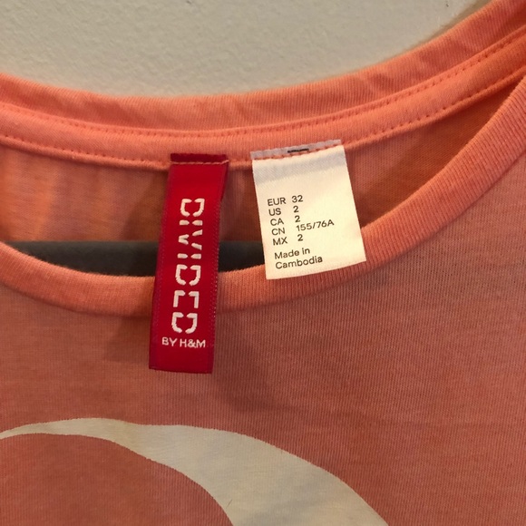 🛍🛍Yin yang Crop top with fringe 90s vibe🛍🛍 - Picture 3 of 5